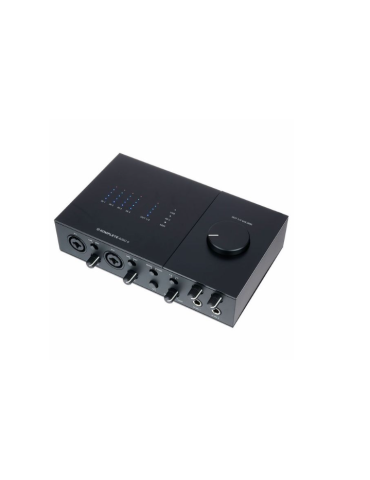 Native Instruments Komplete Audio 6 MK2